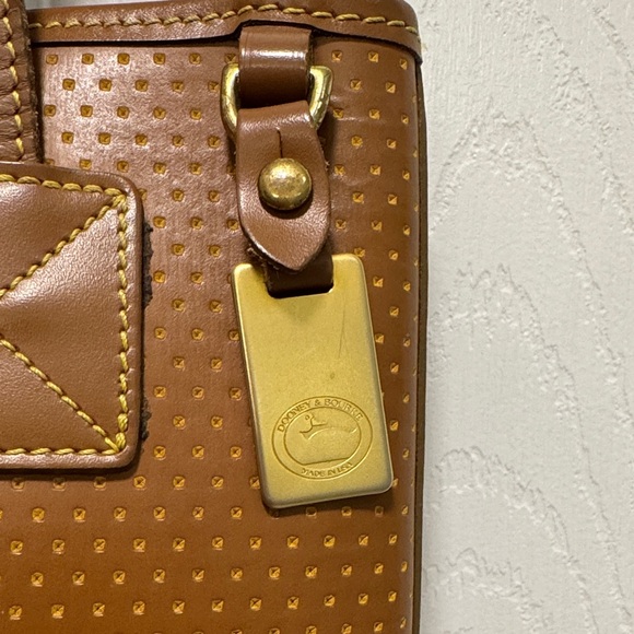 Dooney & Bourke Tan Leather Tote Bag | Gold Hardware | Classic Structured Purse - Picture 7 of 8